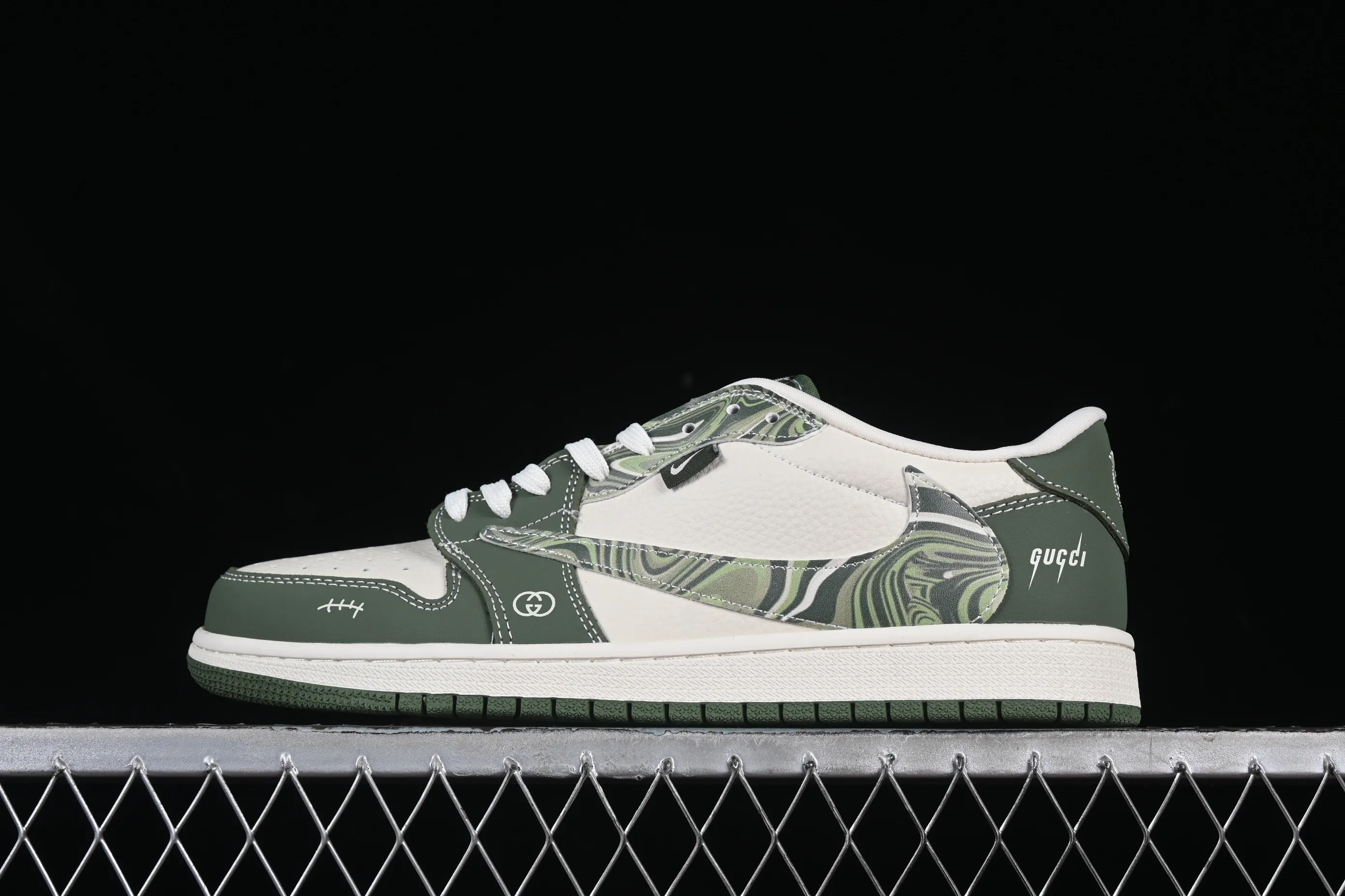 All categories Air Jordan Jordan series basketball shoes Air Jordan 1 Low High-end customized low-top sneakers Travis Scott x Fragment Design x Air Jordan 1 Low OG SP AJ1 Joe 1 Gucci co-branded corrugated beige low-top cultural and casual sneakers XS2024-004